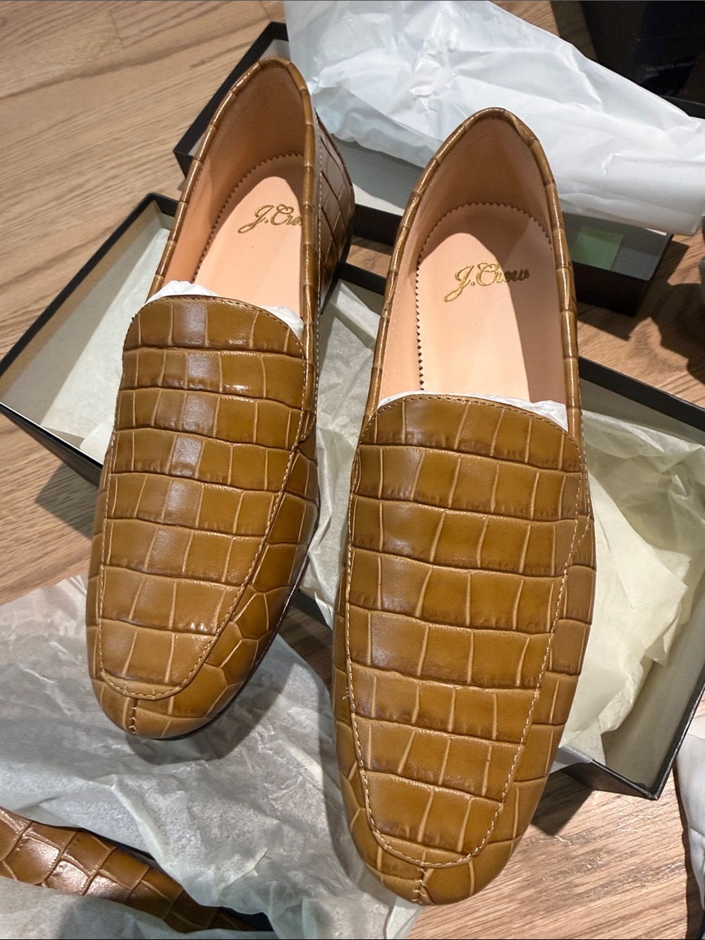 NEW J.Crew Cecile Cros Embossed Leather in Dark Cedar, size 6